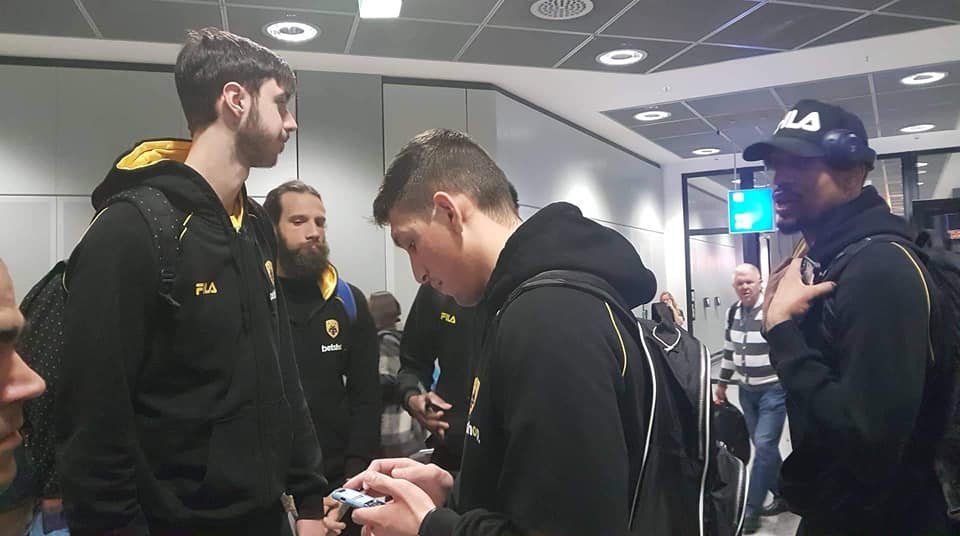 Στην Φρανκφούρτη η Βασίλισσα (ΦΩΤΟ)