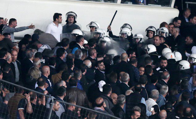 ΕΛ.ΑΣ: Οι ταραξίες έγιναν VIP – Οι μάσκες έπεσαν!