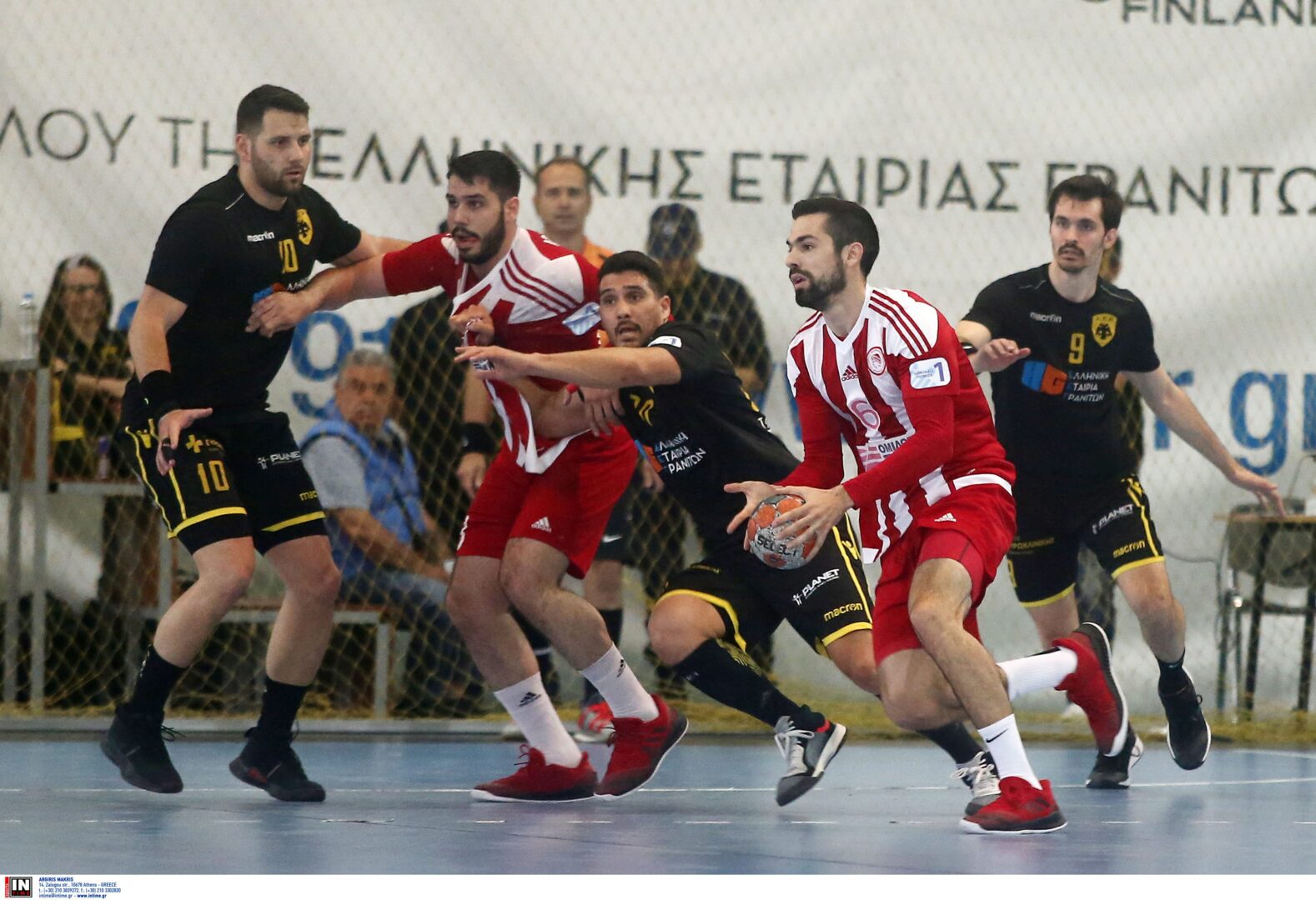 Όλος ο αγώνας ΑΕΚ-Ολυμπιακός 25-22 (VIDEO)