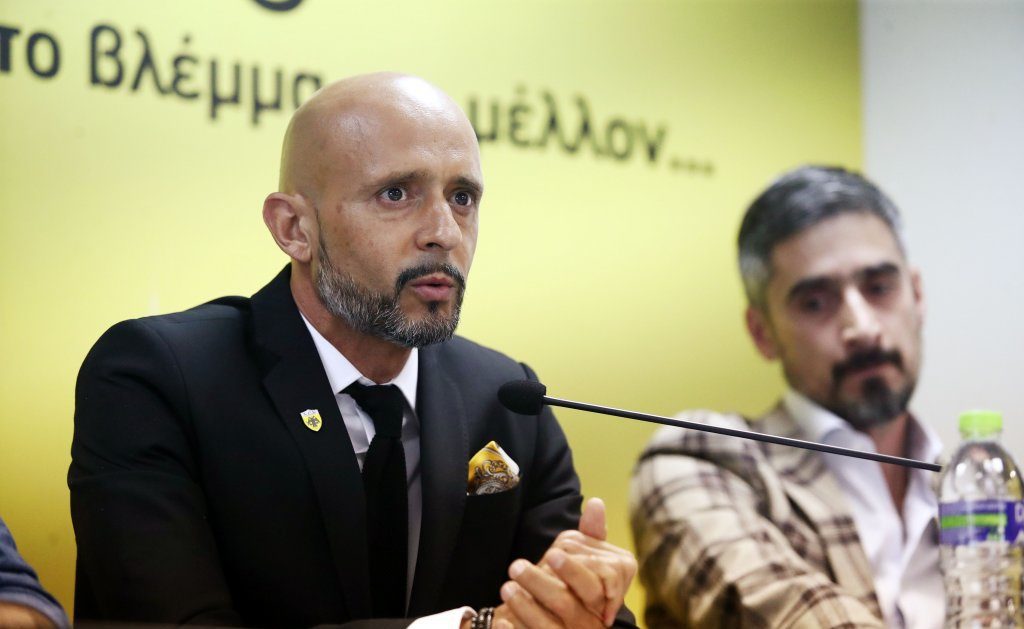 Κλείνει άμεσα εξτρέμ η ΑΕΚ