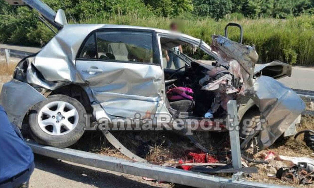 Θρήνος στις κηδείες του Γιώργου και της Σόνιας – Ράγισαν καρδιές στο «τελευταίο αντίο» (vid)