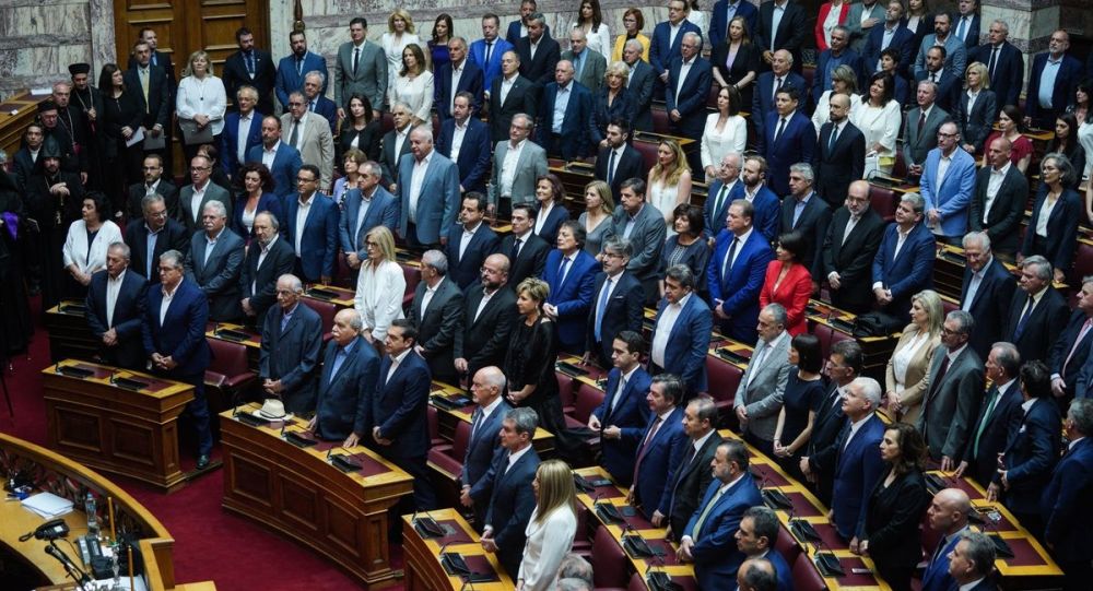Έλαβε ψήφο εμπιστοσύνης η κυβέρνηση Μητσοτάκη