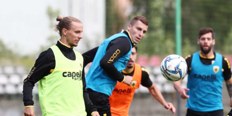 Χουλτ: « Μου αρέσει το ποδόσφαιρο του Καρντόσο»