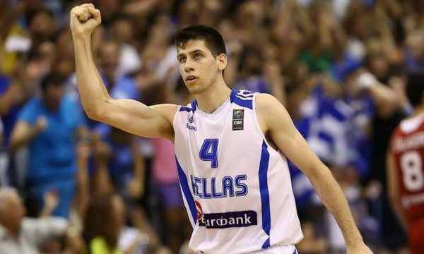 Στην ΑΕΚ ο Λούντζης