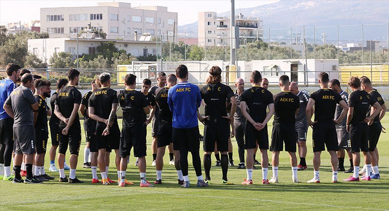 Προπόνηση και φιλικό με τον Βόλο