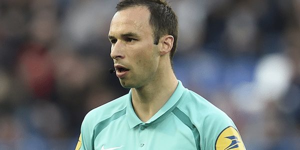 Διαιτητής χωρίς πείρα στο ΑΕΚ-Κραιόβα