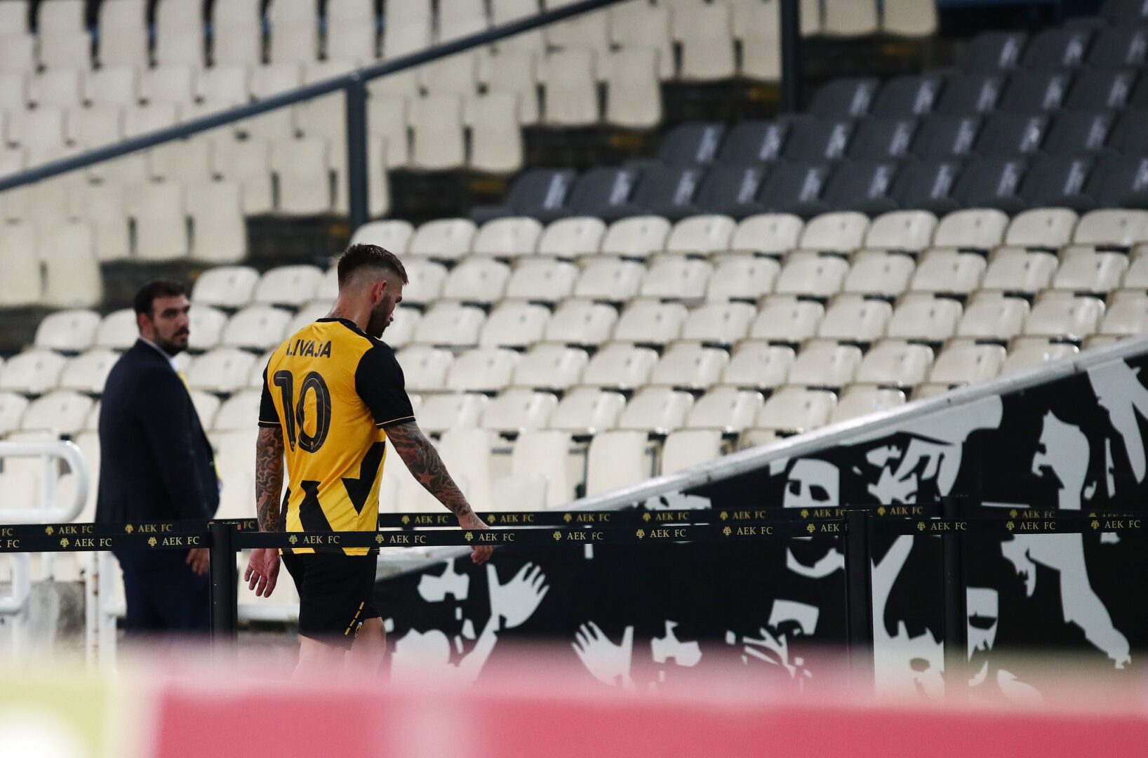 Απίστευτη αποκάλυψη – Βγάζει… λάδι τον Καρντόσο – “Άσε με στον πάγκο”, του είχε πει ο Λιβάγια!