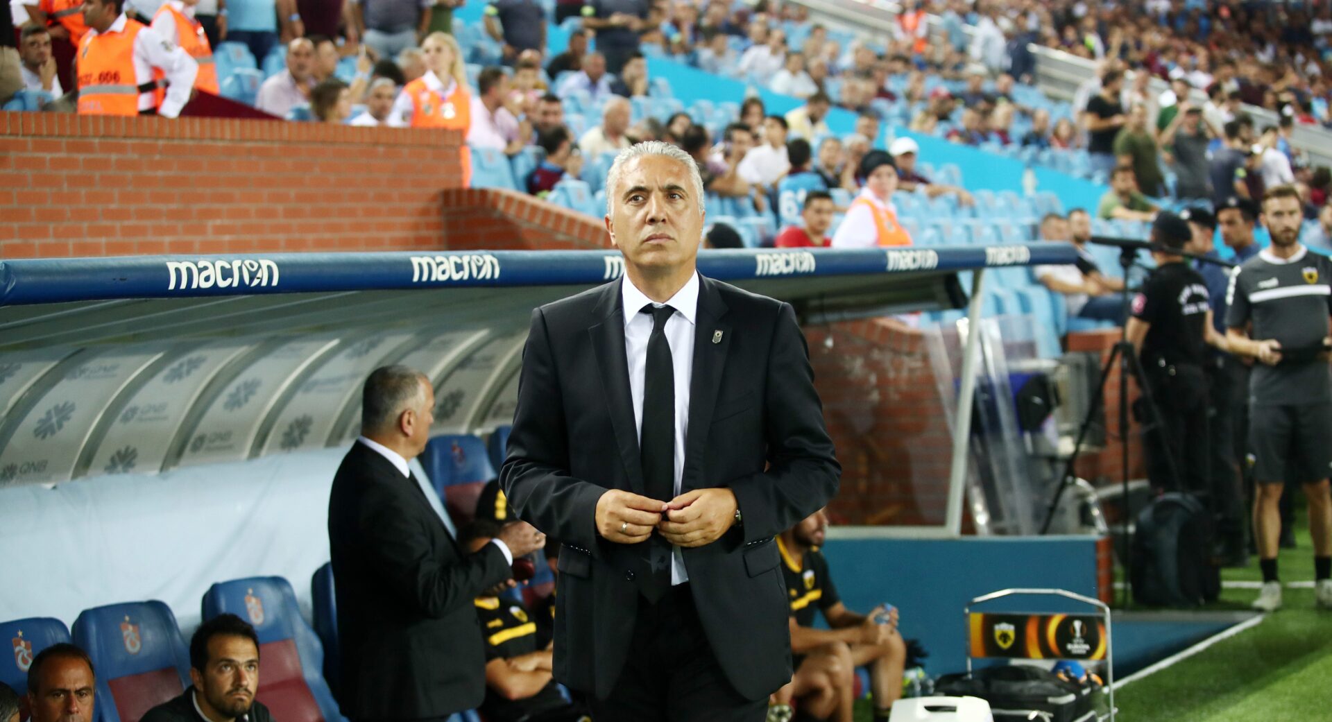 Φτιάχνει τους παίκτες για να πάρει τον καλύτερο εαυτό τους