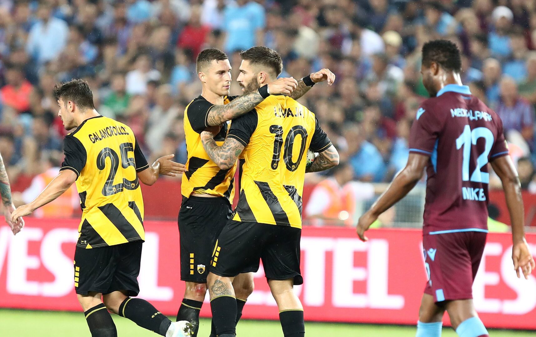 Original: «Αυτή είναι η ΑΕΚ που θέλουμε να βλέπουμε»