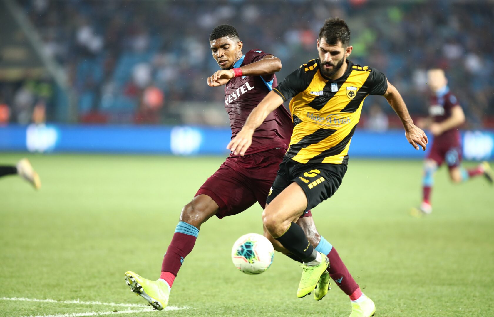 Σιμόες και Ολιβέιρα παίρνουν φανέλες βασικών