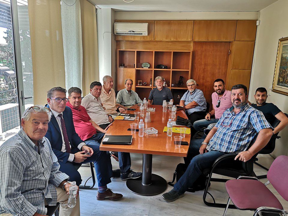 Σε συνάντηση με τα ερασιτεχνικά σωματεία ο Γ. Βούρος