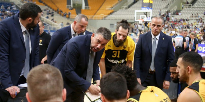 Λιμνιάτης: «Πρέπει να παρουσιαστούμε πολύ σοβαροί στην άμυνα»