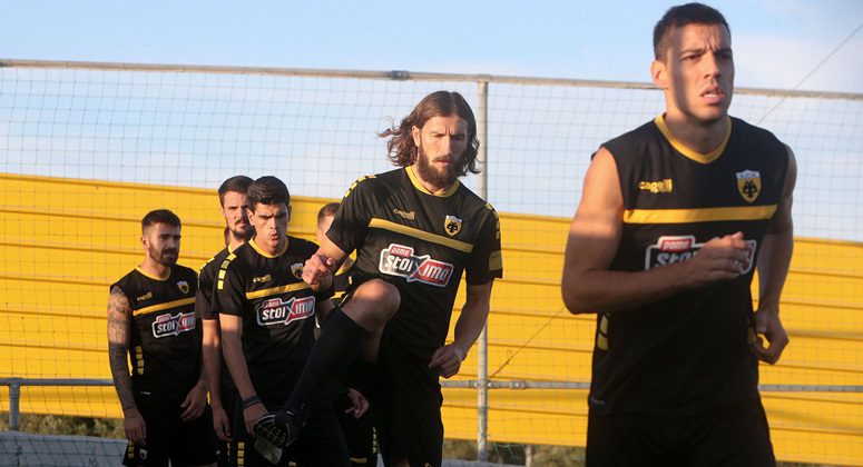 Με 21 ποδοσφαιριστές η ΑΕΚ για το ντέρμπι!