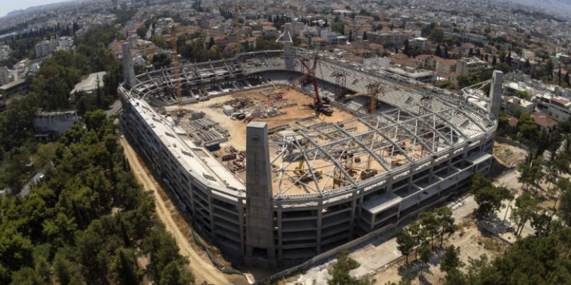 Αποσυναρμολόγηση τμημάτων του γερανού (vid)