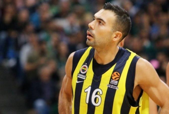 Ερντέν σε Σλούκα: «Δεν θα τρως ψωμί στην Τουρκία χωρίς να σέβεσαι τον ιδρυτή μας»!