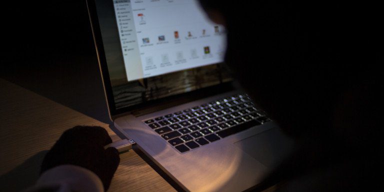 Πάτρα: Σύλληψη 24χρονου για πορνογραφία ανηλίκων