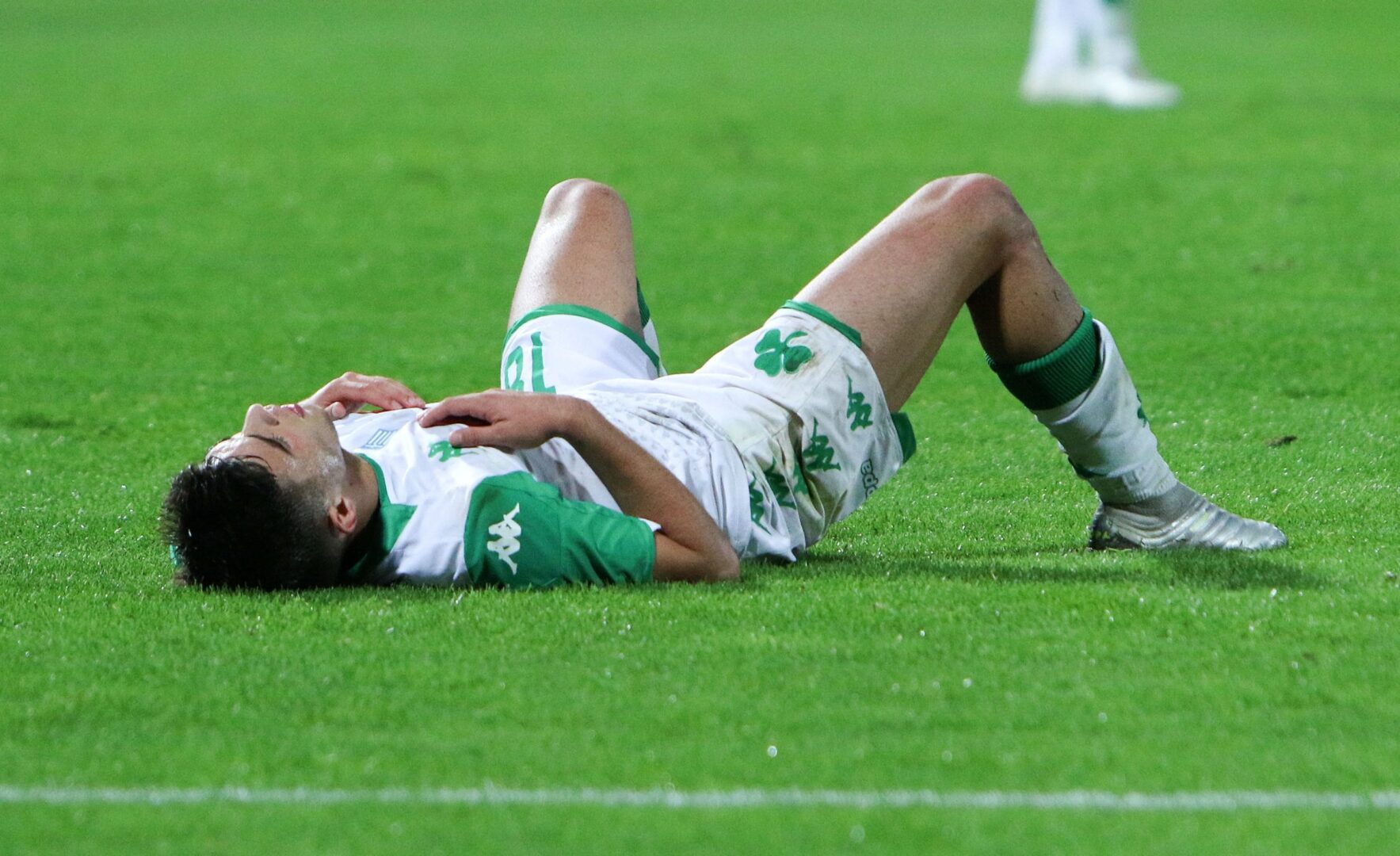 Απίστευτο πέναλτι “μαϊμού” κέρδισε ο Παναθηναϊκός! (ΒΙΝΤΕΟ)