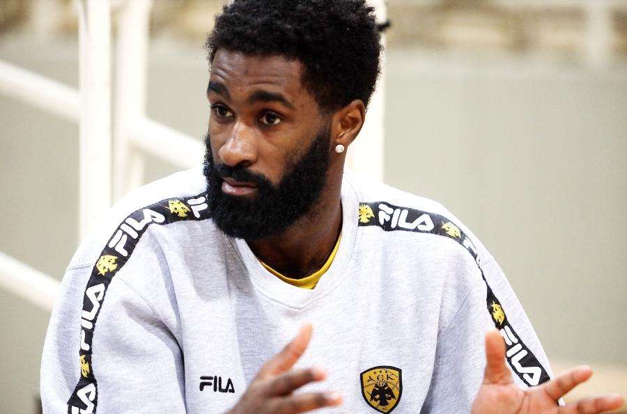 Σαντ Ρος: “Η ΑΕΚ είναι οικογένεια-Δεν με πήρε τηλέφωνο ο Ιτούδης”