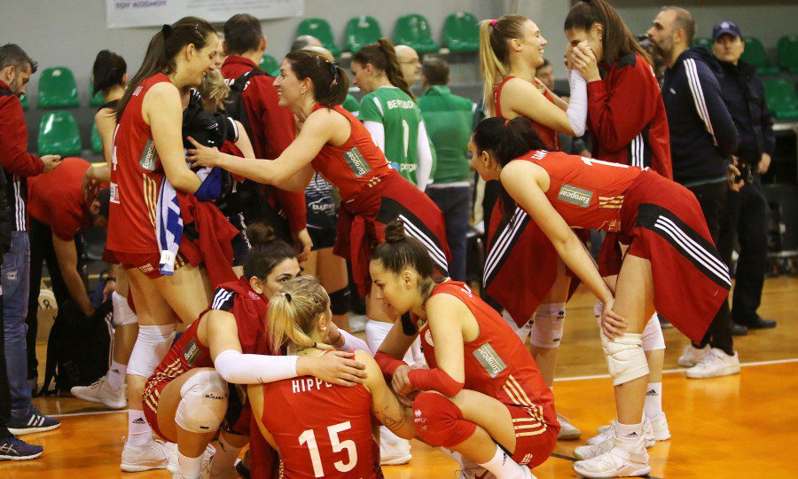 ΑΕΚ-Ολυμπιακός στους «8» του Κυπέλλου βόλεϊ γυναικών