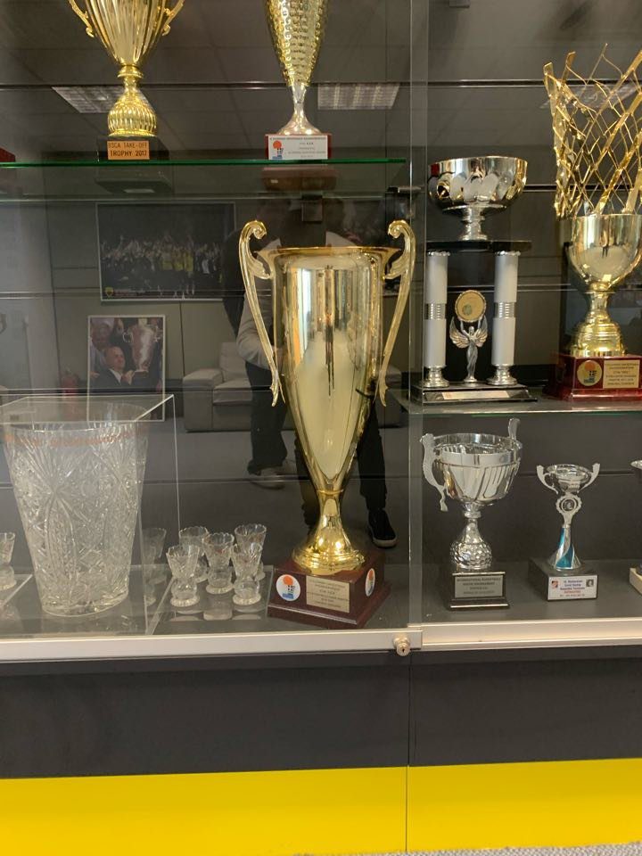 Το Κύπελλο της Βασίλισσας στη θέση του! (pic)