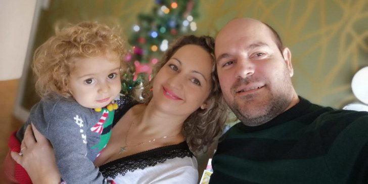 Επιστρέφει νικητής από τη Βοστώνη ο μικρούλης Παναγιώτης-Ραφαήλ!