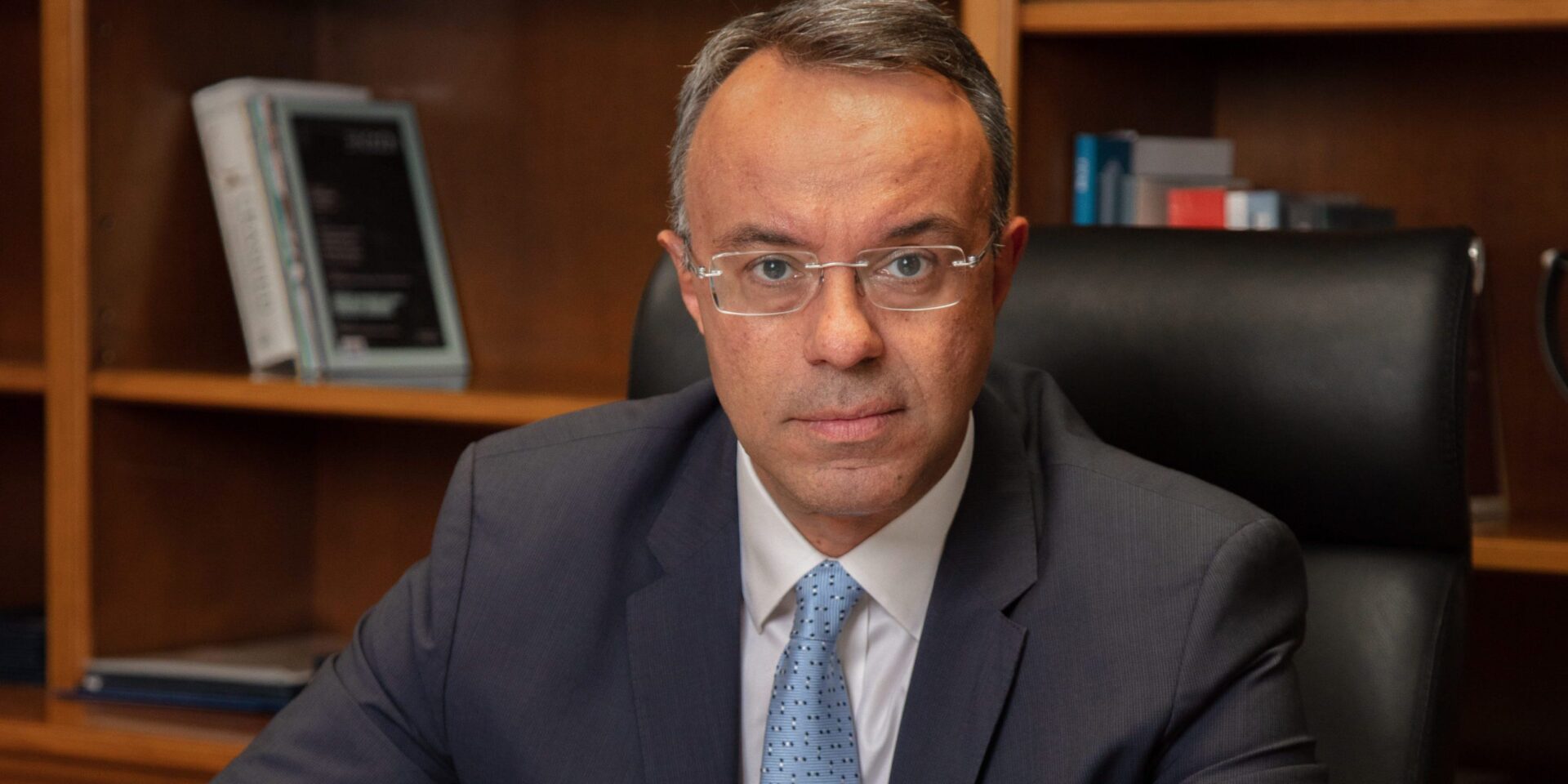 Ενίσχυση 800 ευρώ στους εργαζομένους