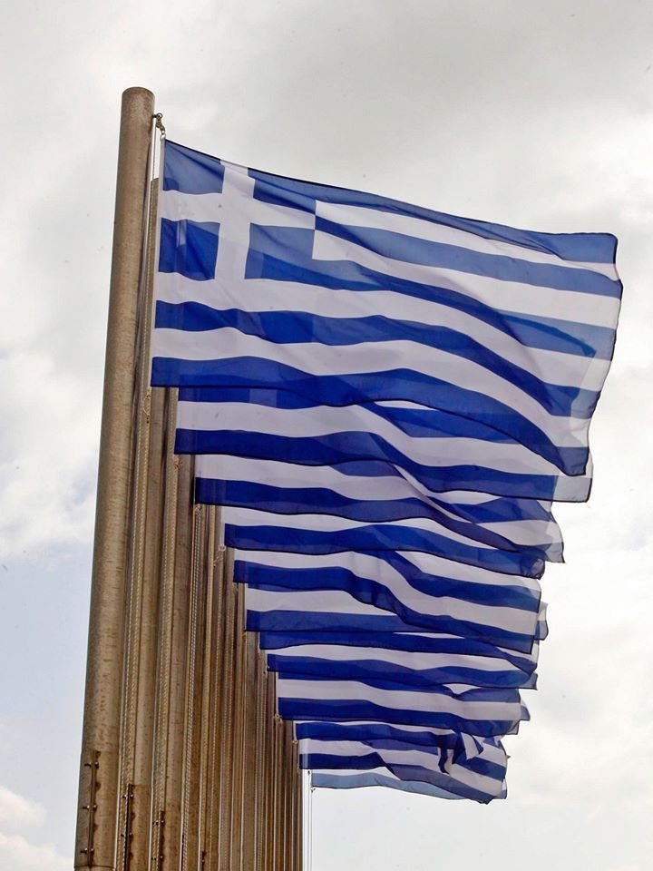 KAE AEK: «Κανένα μπαλκόνι χωρίς τη γαλανόλευκη»