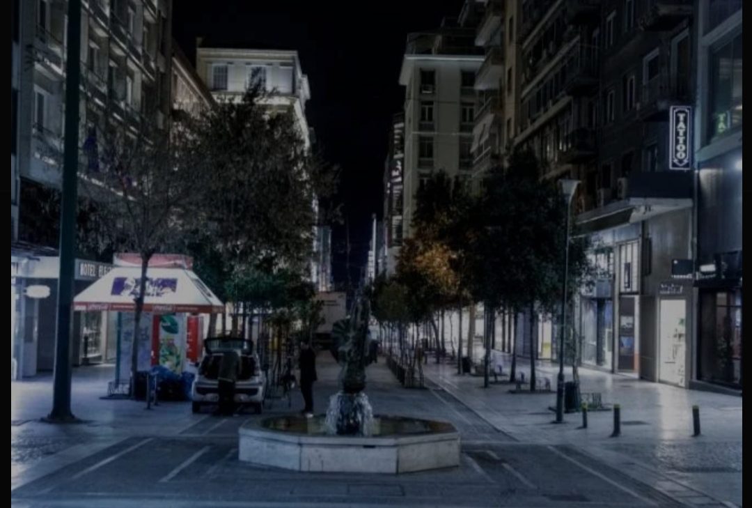 Λουκέτο στα καταστήματα ως τις 11 Απρίλη