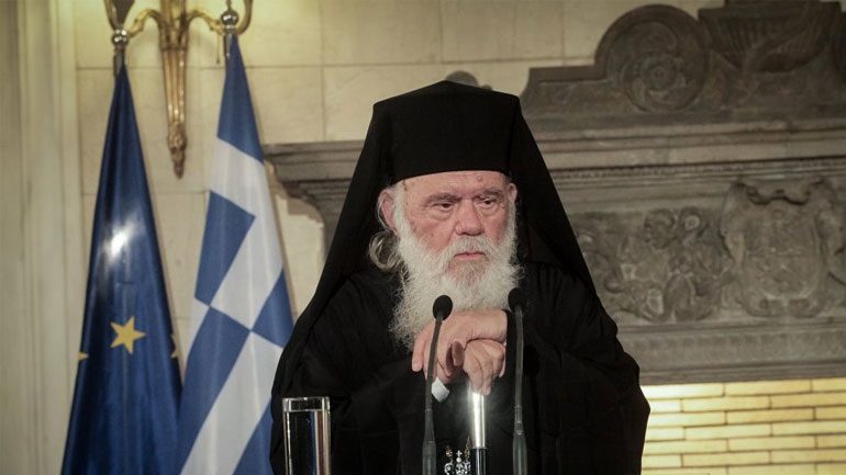 Αρχιεπίσκοπος Ιερώνυμος: «Δεν παίρνουμε παρουσίες, καθίστε σπίτι»