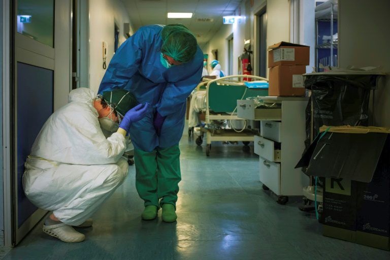 Ιταλία: 5.476 νεκροί, 651 το τελευταίο εικοσιτετράωρο!
