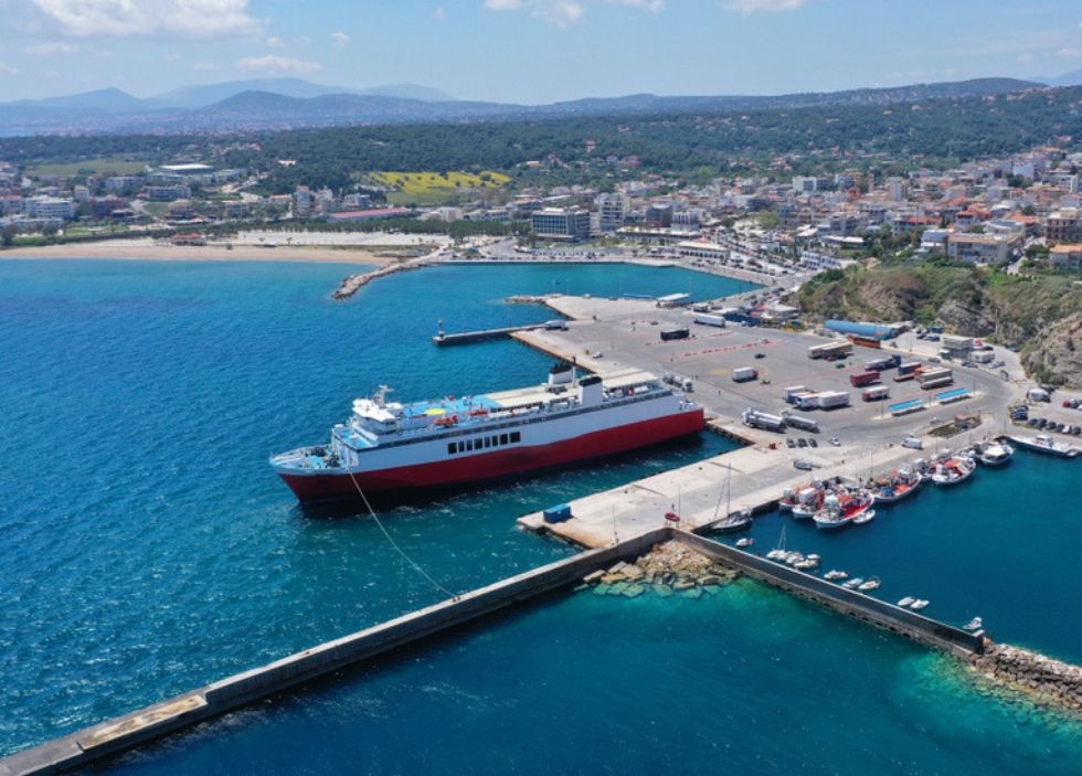 Προσωρινοί περιορισμοί στις θαλάσσιες μεταφορές που συνδέονται με την Ελλάδα