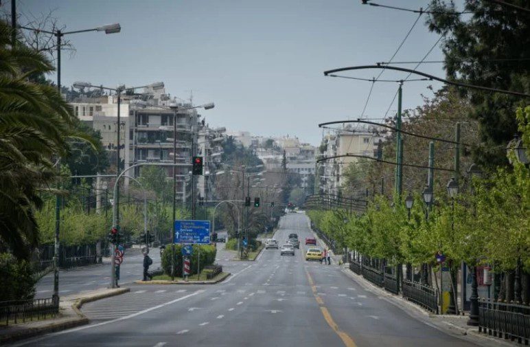 Πλησιάζει το τέλος της καραντίνας: Πώς και πότε θα ανοίξουν τα ρολά!