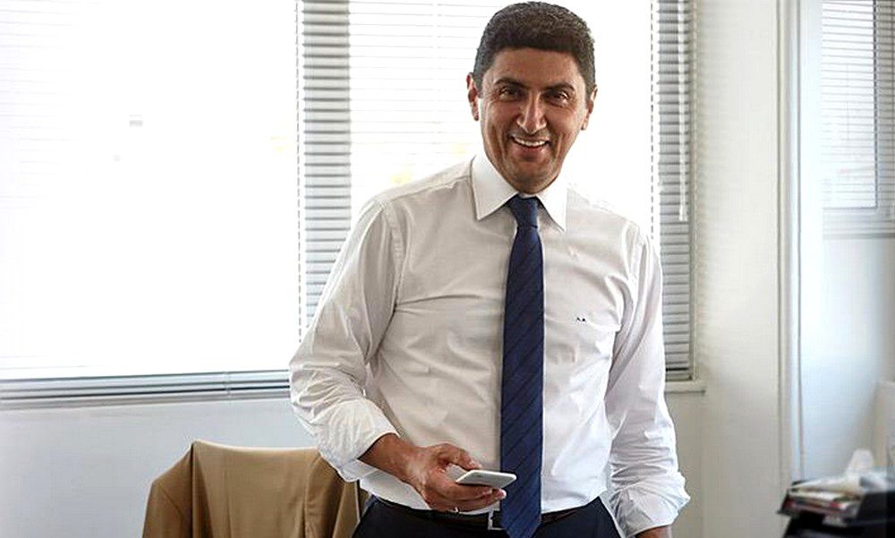 “Αλαλούμ” μεταξύ ΕΠΟ-Αυγενάκη! Η ανακοίνωση της ομοσπονδίας και η… απάντηση!