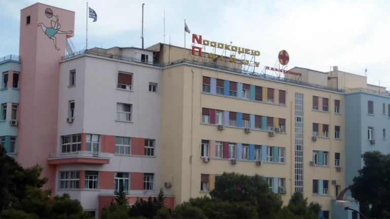 8χρονη μεταφέρθηκε στο Παίδων με τραύμα από όπλο στο πόδι