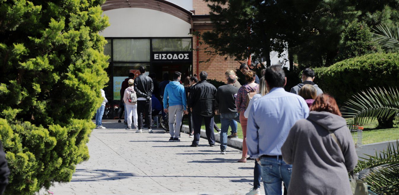 Παρατείνεται μέχρι τις 20:30 το ωράριο των σούπερ μάρκετ- δείτε το αυριανό ωράριο