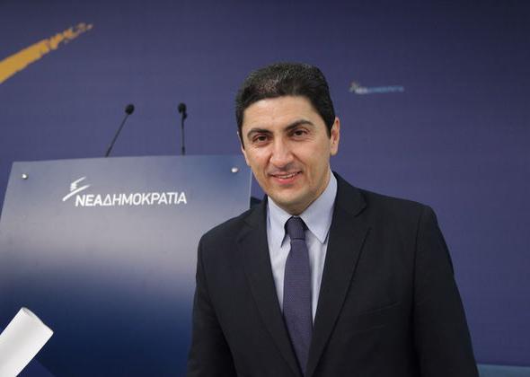 Ανασχηματισμός στη κυβέρνηση – Τι γίνεται με Αυγενάκη
