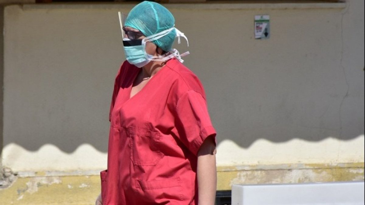 Κορωνοϊός- Ελλάδα: 13 νέα κρούσματα – 1 νέος θάνατος