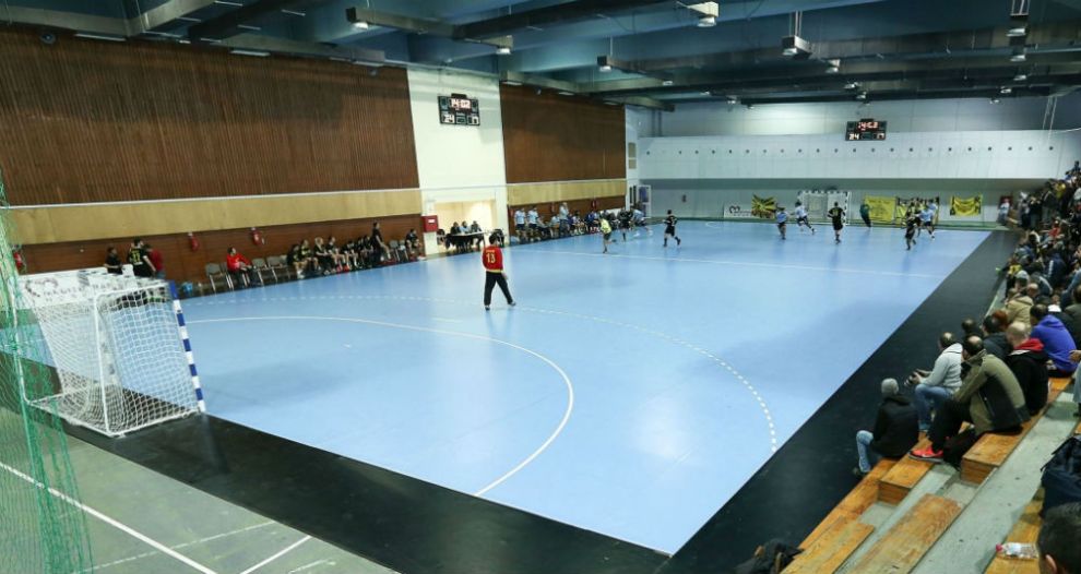 Είσοδος εκπροσώπων Τύπου και φωτογράφων στην πρώτη προπόνηση