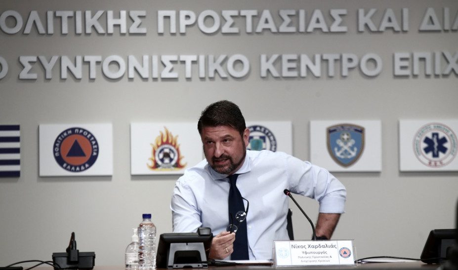 Χαρδαλιάς: Πού θα είναι υποχρεωτική από την Τετάρτη η χρήση μάσκας