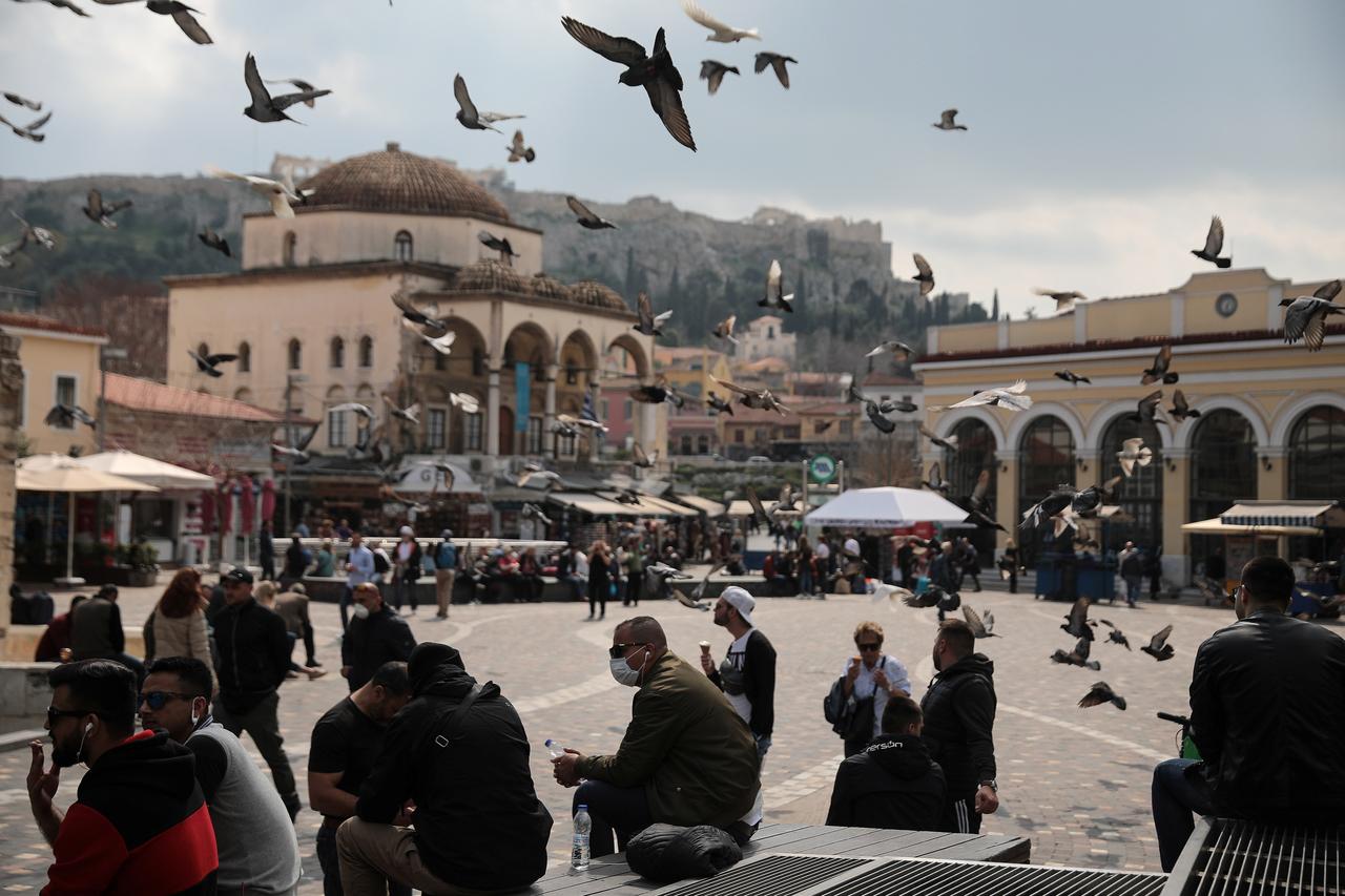 Στη «λευκή λίστα» της Βρετανίας τελικά η Ελλάδα