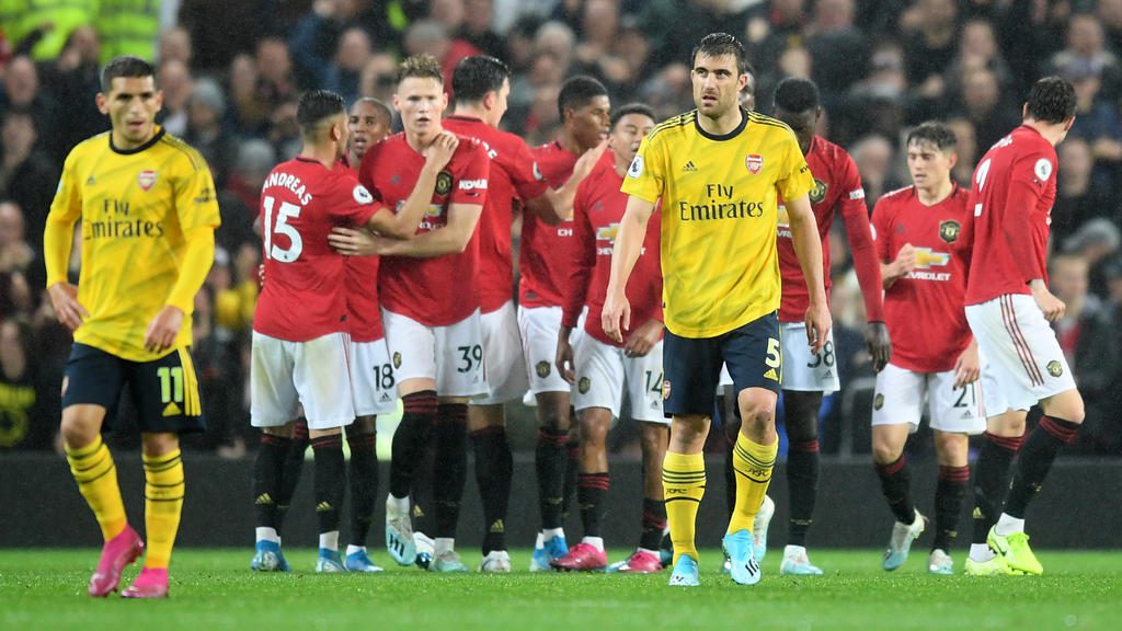 «Θέλει να πάει ως ελεύθερος στη Νάπολι ο Παπασταθόπουλος»