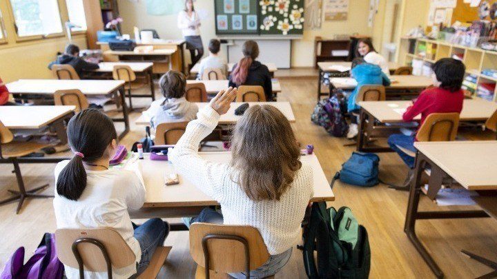Πρώτο κουδούνι στις 7 Σεπτεμβρίου εισηγούνται δύο μέλη της Επιτροπής