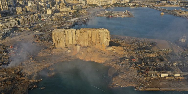 Βηρυτός: Η ισχυρότερη έκρηξη μετά τη Χιροσίμα και το Ναγκασάκι -137 νεκροί, 5.000 τραυματίες