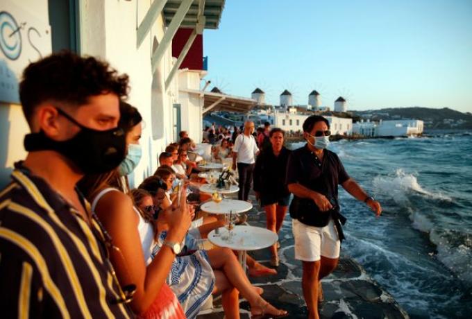 Κορωνοϊός: Σε “Lockdown” από την Παρασκευή Μύκονος και Χαλκιδική!