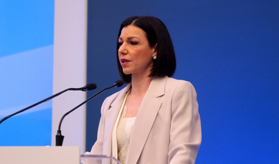 Κορωνοϊός – Κυβέρνηση: Τα νέα μέτρα – Πού κλείνουν μπαρ – εστιατόρια από μεσάνυχτα
