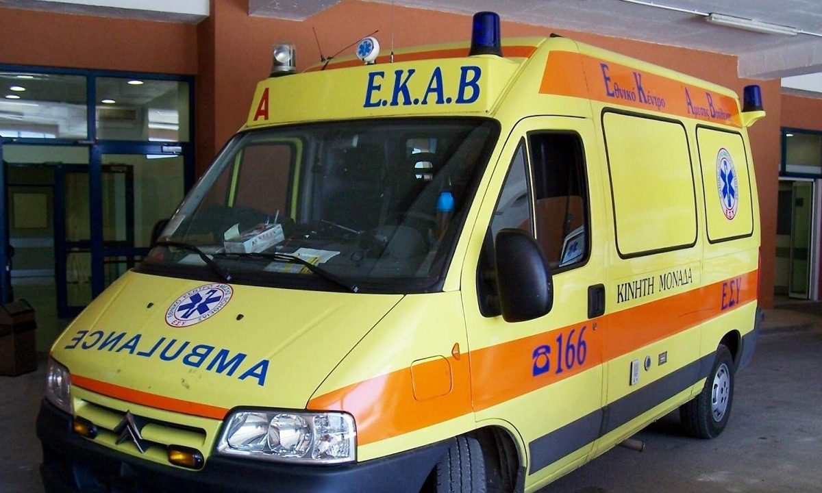 Τουρίστας έφαγε τόσο ξύλο στο λιμάνι της Ζακύνθου που νοσηλεύεται διασωληνωμένος