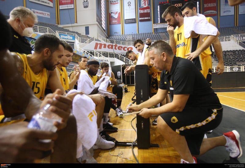 Παπαθεοδώρου: «Σημαντικό για τους παίκτες να ξεφύγουν από τη ρουτίνα των προπονήσεων και να βρουν ρυθμό»