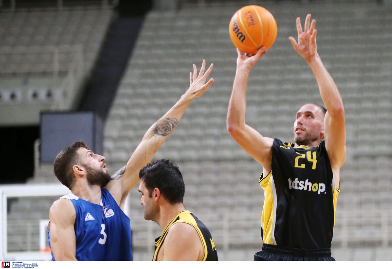 Νίκησε τον Ιωνικό η ΑΕΚ