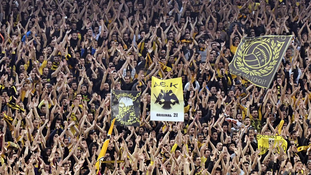 Έφτασαν στον Βόλο πάνω από 300 ΑΕΚτζήδες