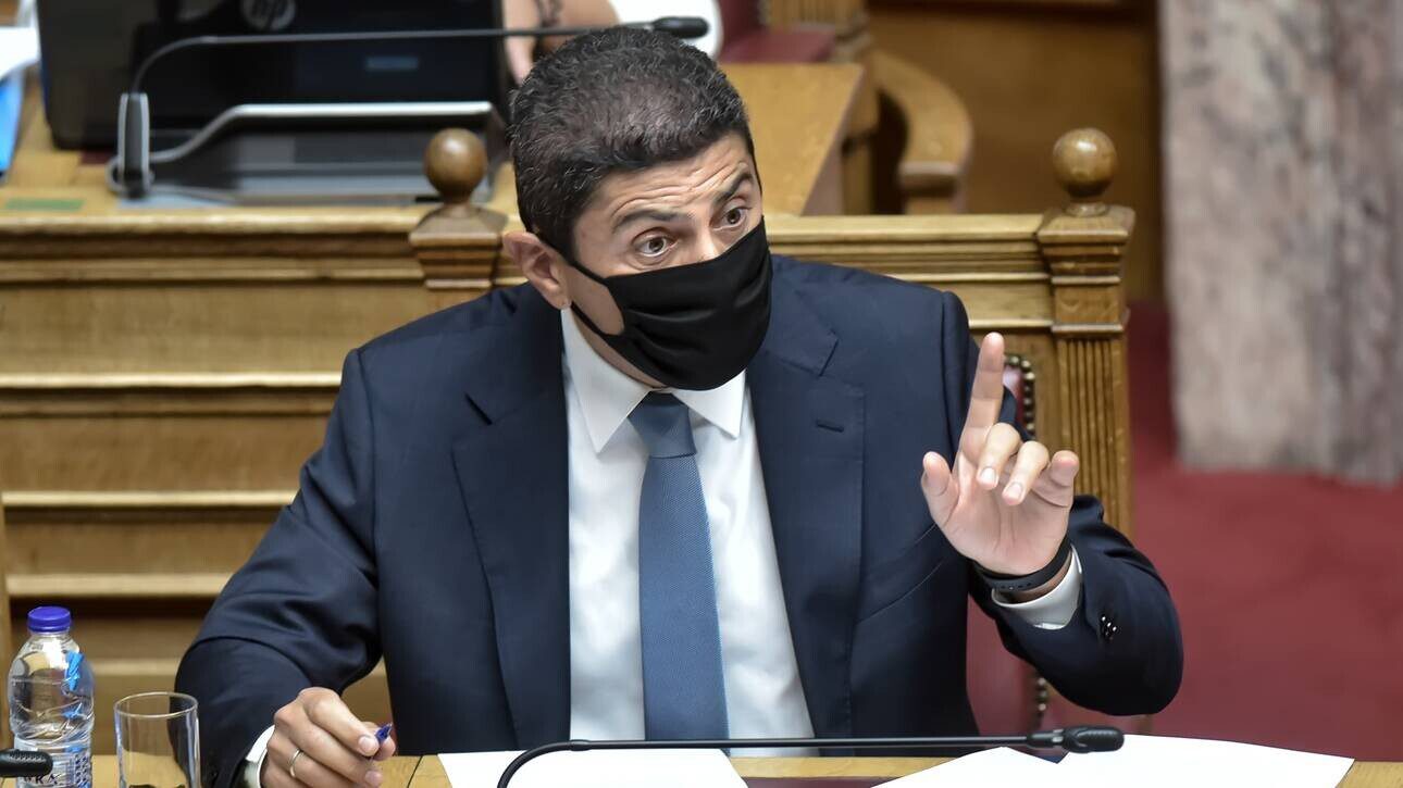 Τα… “πήρε” ο Αυγενάκης με την πρόταση της ΕΠΟ για τελικό στην “Αγιά-Σοφιά”